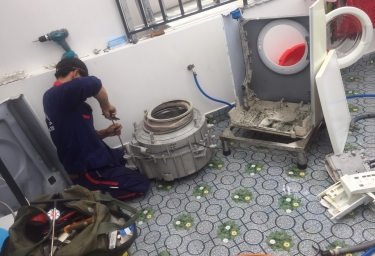 Top địa chỉ cung cấp dịch vụ sửa máy giặt TPHCM uy tín